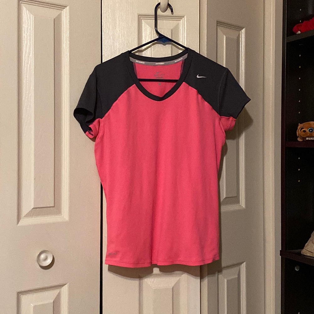 Nike Pink Dri Fit Running Shirt - Picture 1 of 9